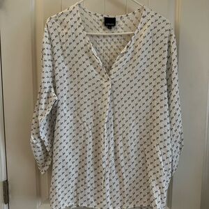 Wallpapher White Blouse with Black Pattern
